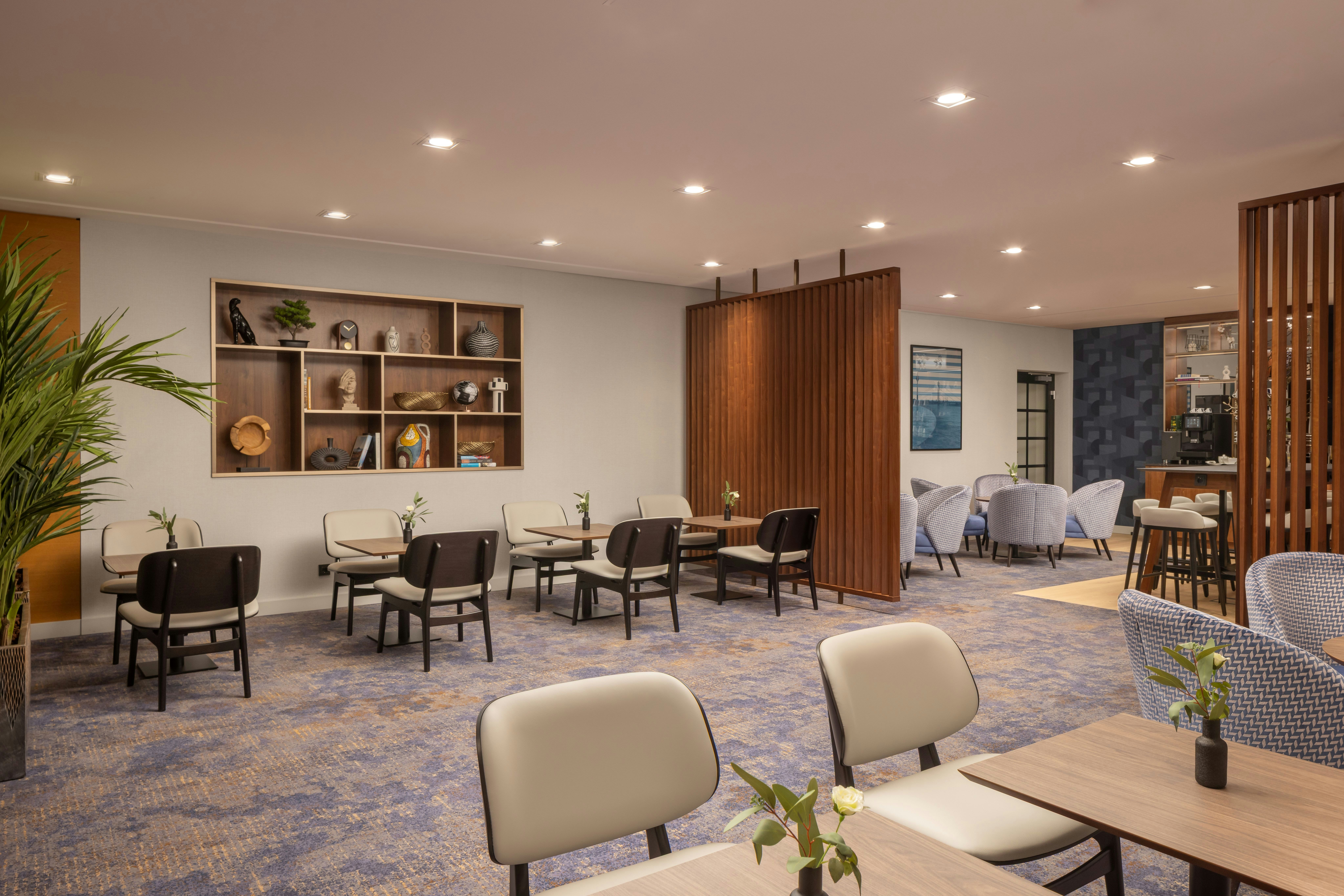 Hilton Duesseldorf 26/48