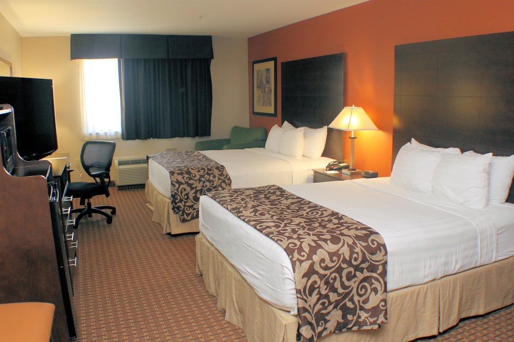 Best Western Inn & Suites New Braunfels 13/35