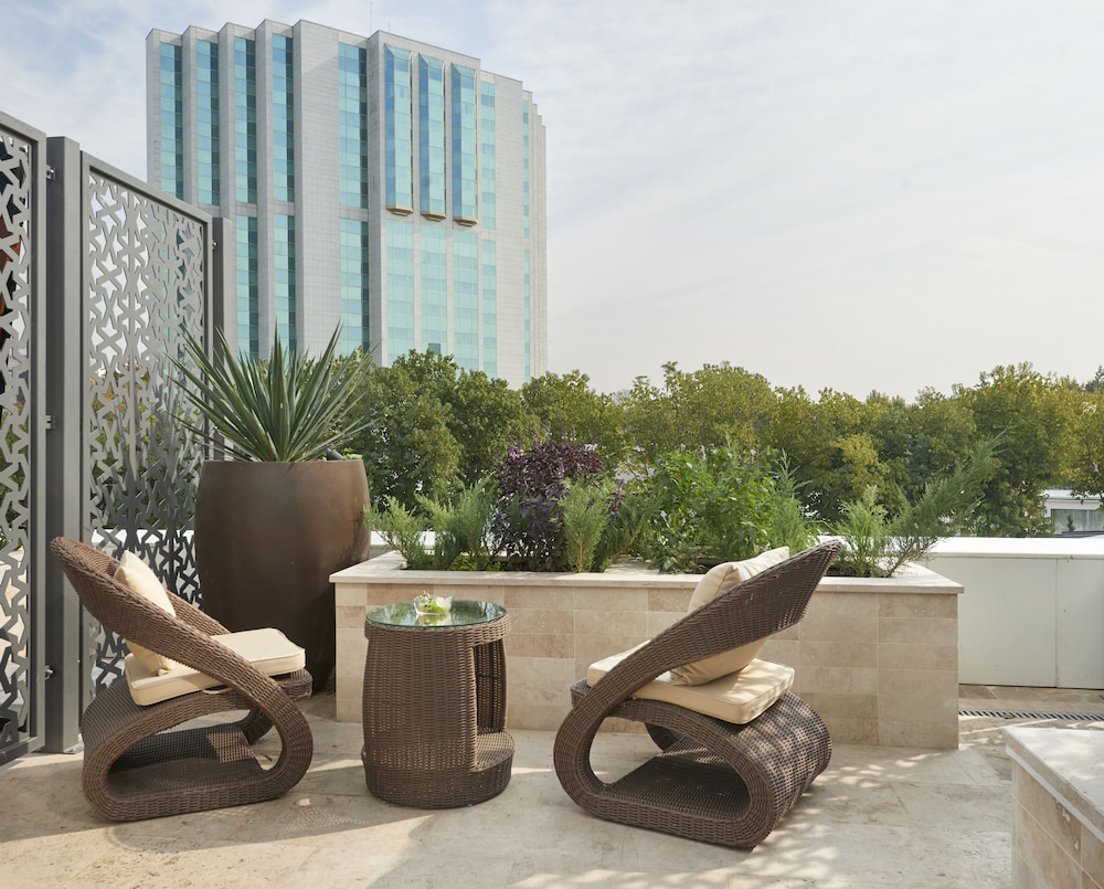 Hyatt Regency Tashkent 35/72