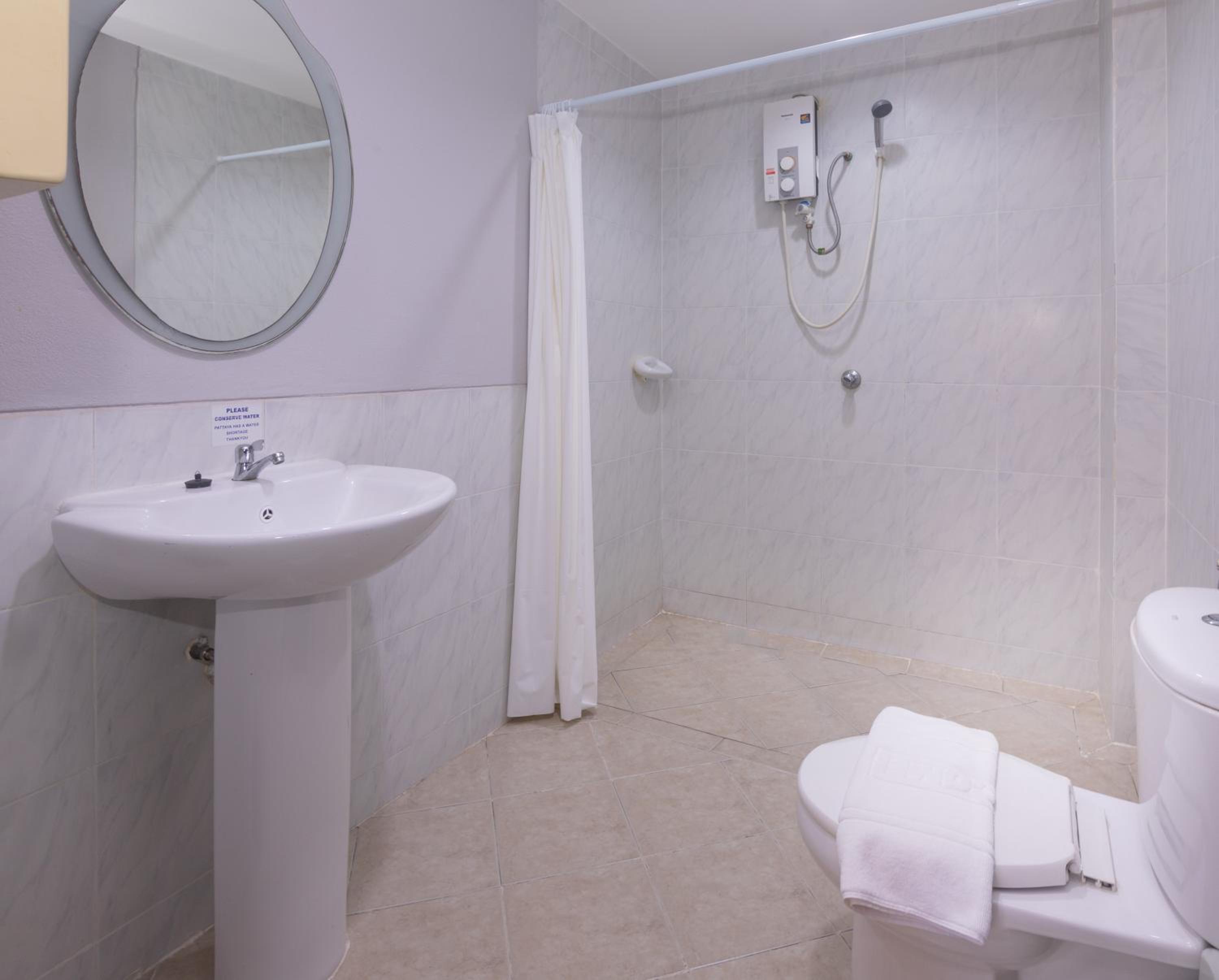 Robins Nest Guesthouse 32/32