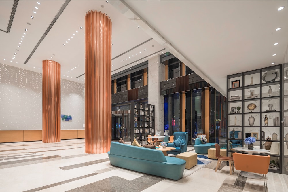 Holiday Inn Express Qingdao Chengyang Central 33/59