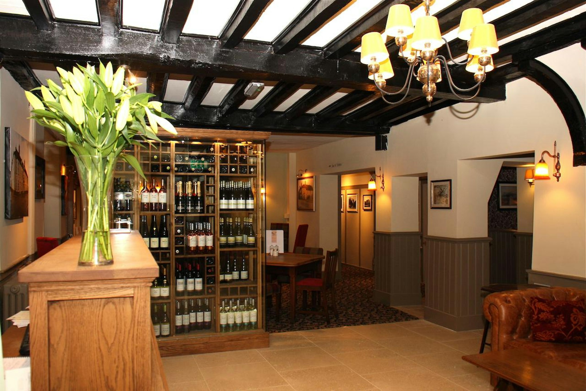 Bear Hotel Hungerford 15/17
