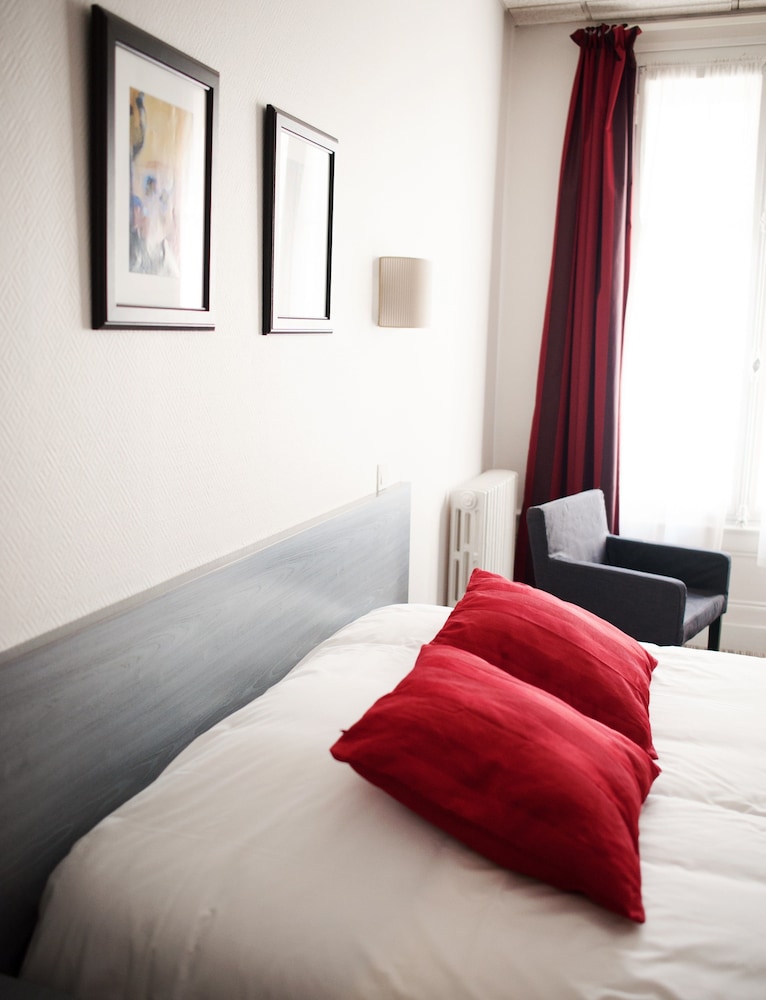 Hotel Carmin 16/28