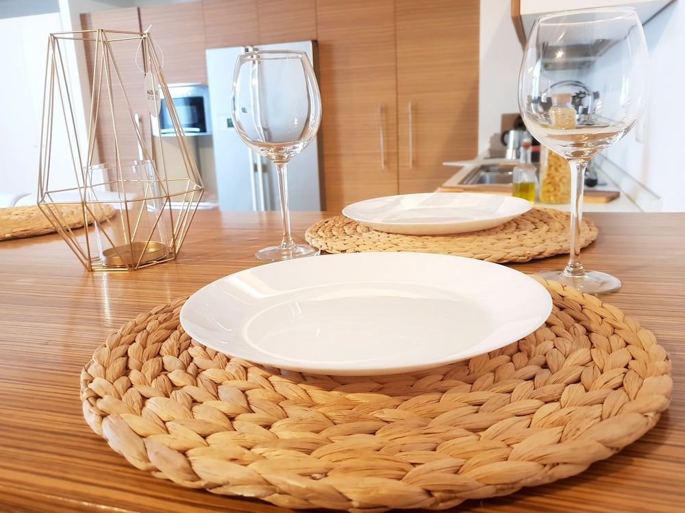 Design Central Apartment 24/24
