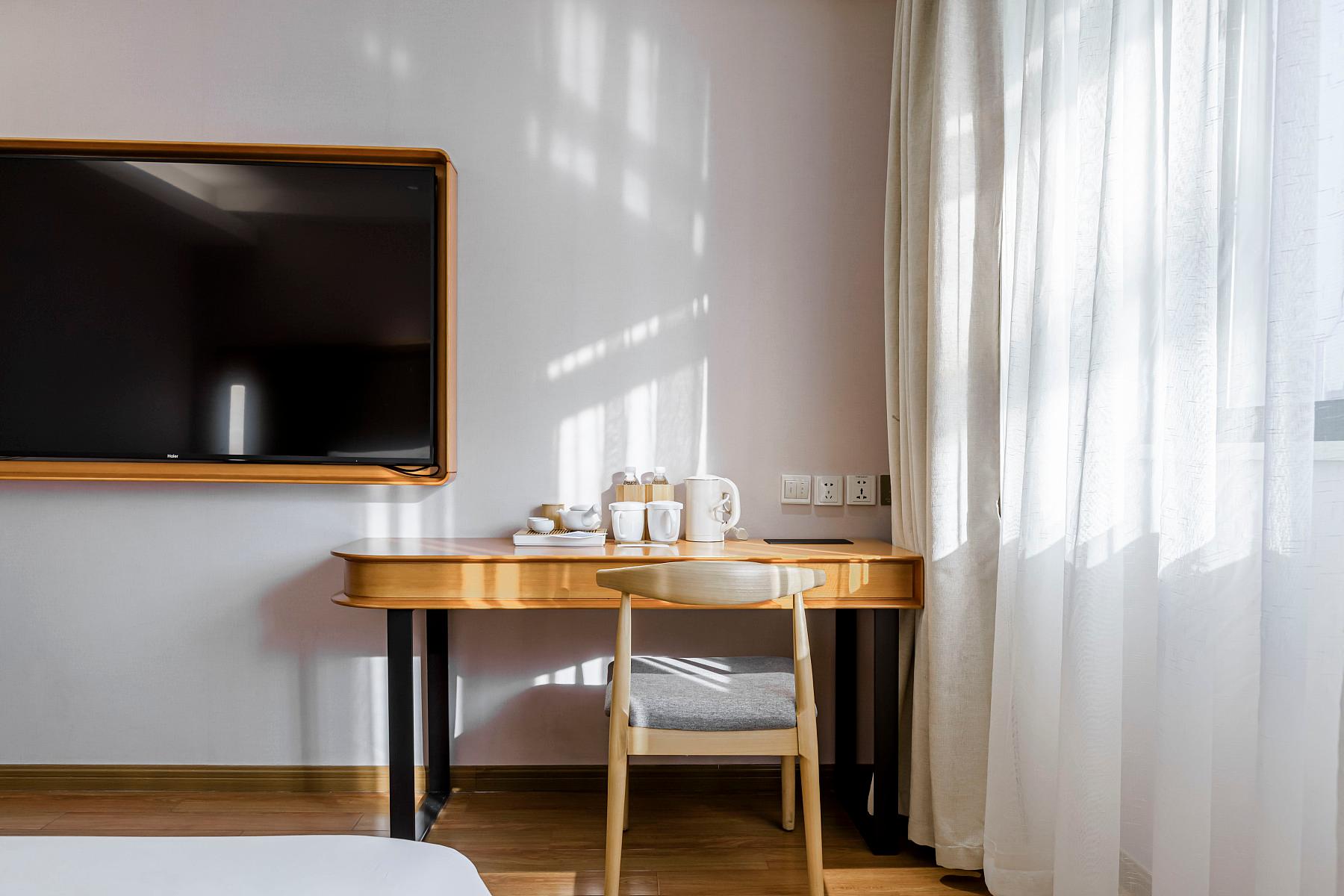 Ji Hotel (Shanghai Railway Station Tianmu West Road) 40/41