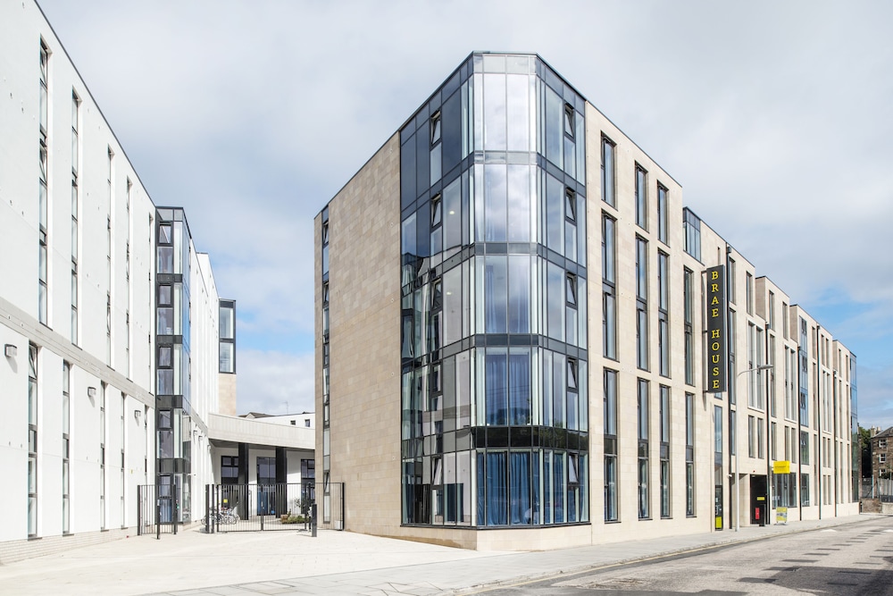 Destiny Student Brae House 57/63