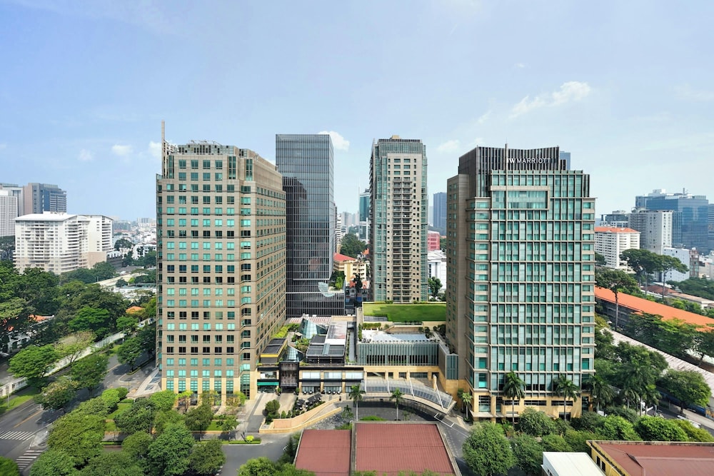 JW Marriott Hotel & Suites Saigon, The Apartments 4/49