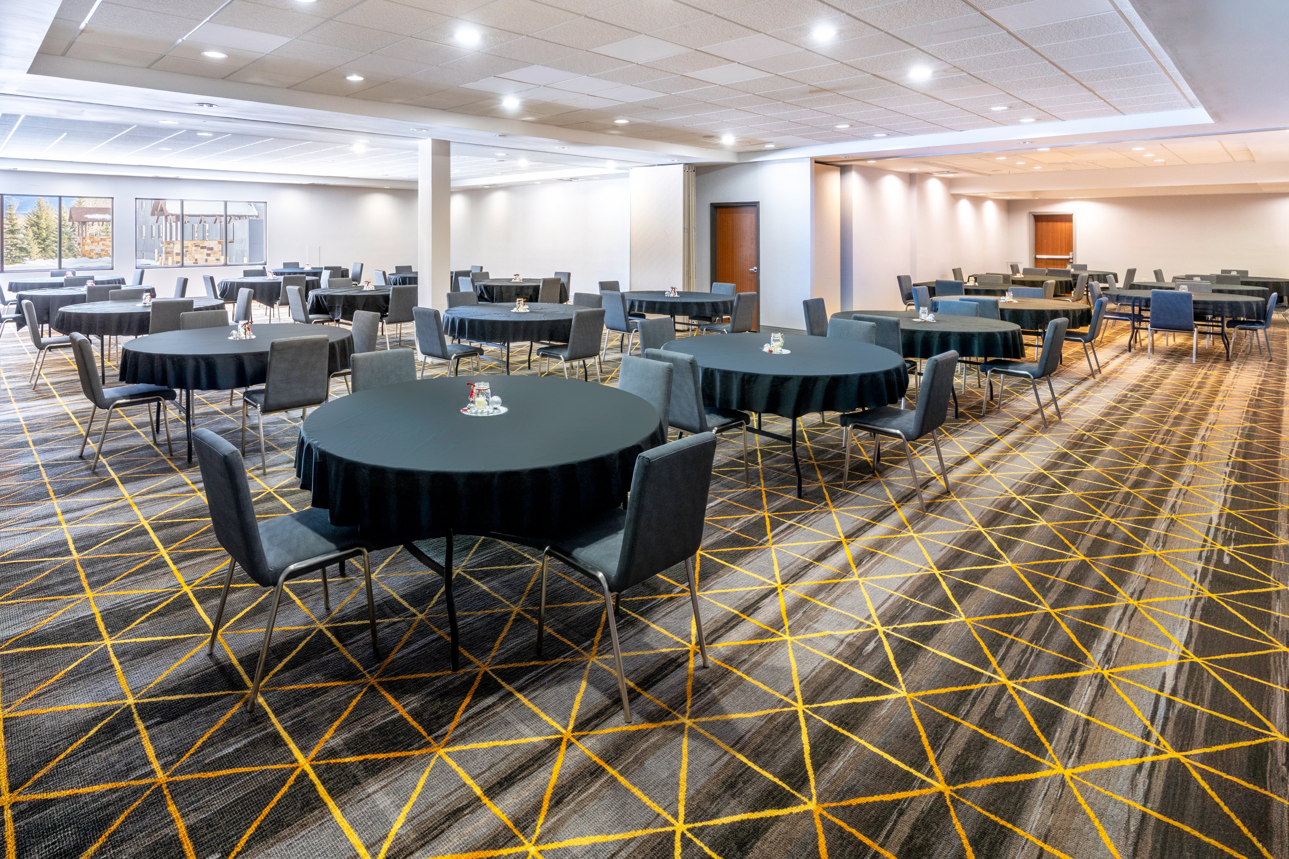 Holiday Inn Friso by IHG 56/68