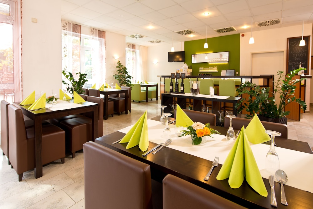 Achat Hotel Chemnitz 51/66