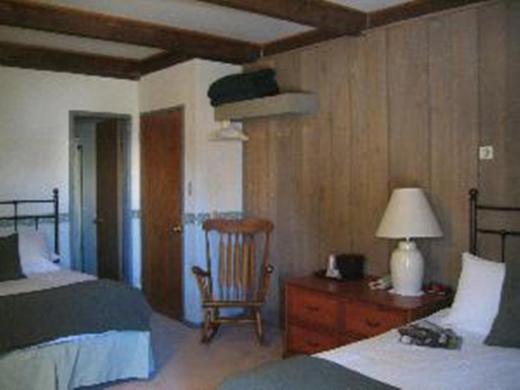 Cristiana Guesthaus 20/20