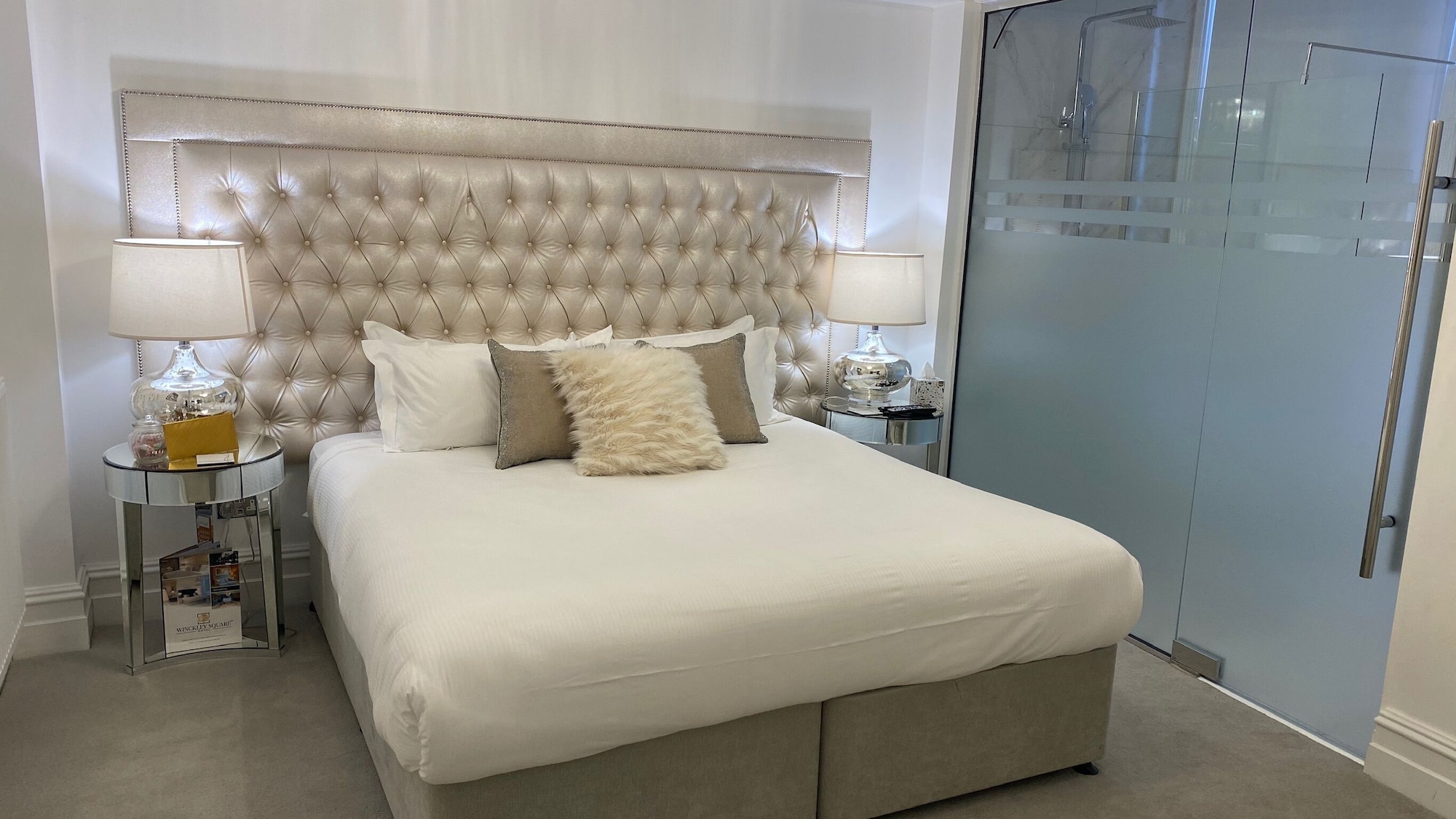 1 Bedroom, Chic, Apartment, King Bed