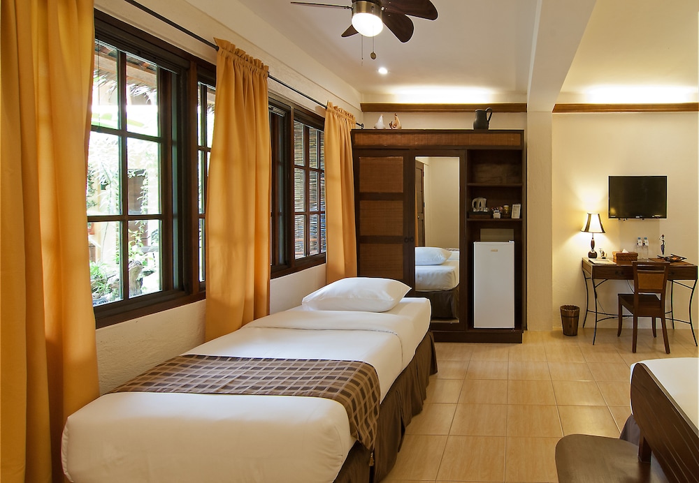 Oasis Resort 35/66