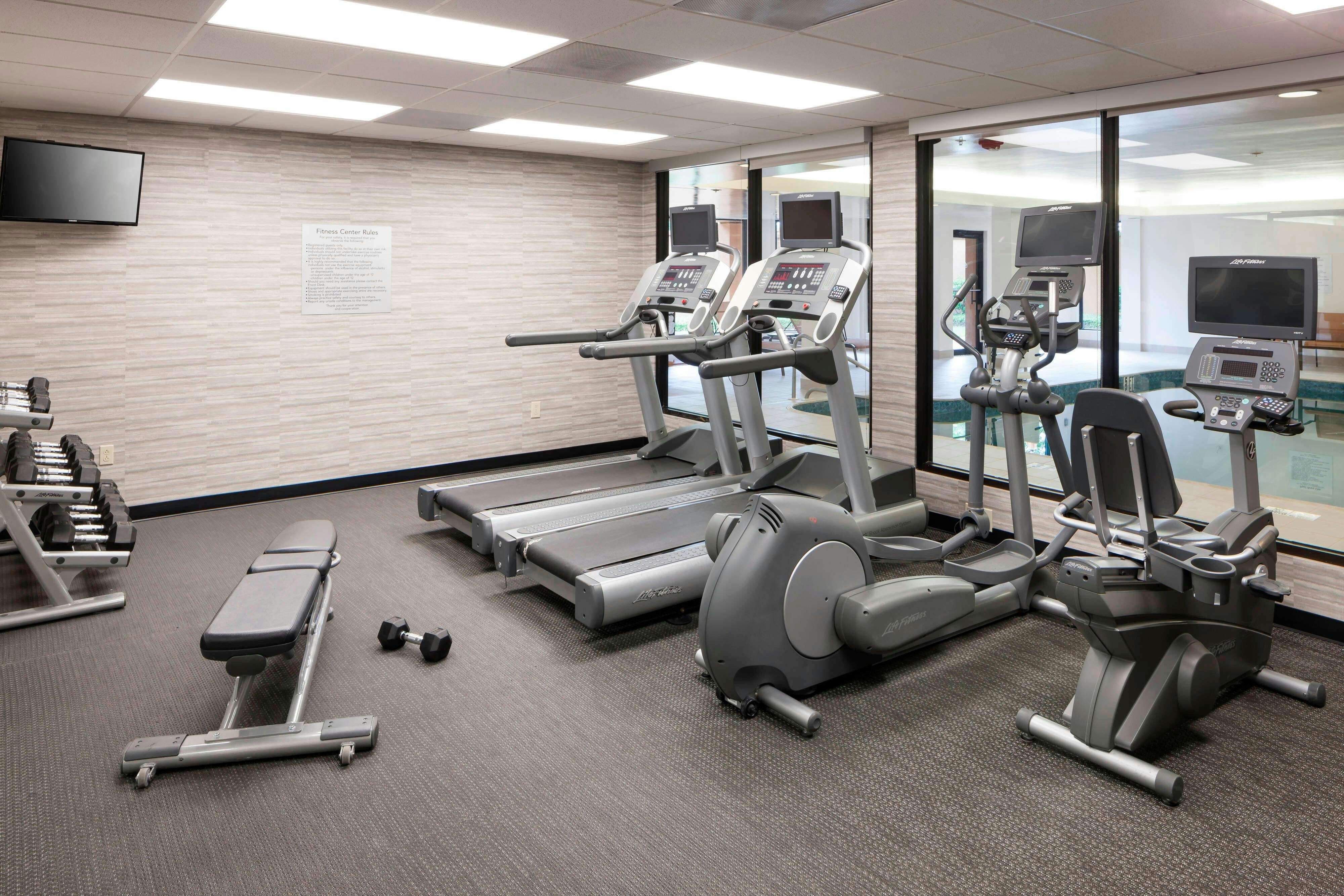 Courtyard Tuscaloosa By Marriott 25/45