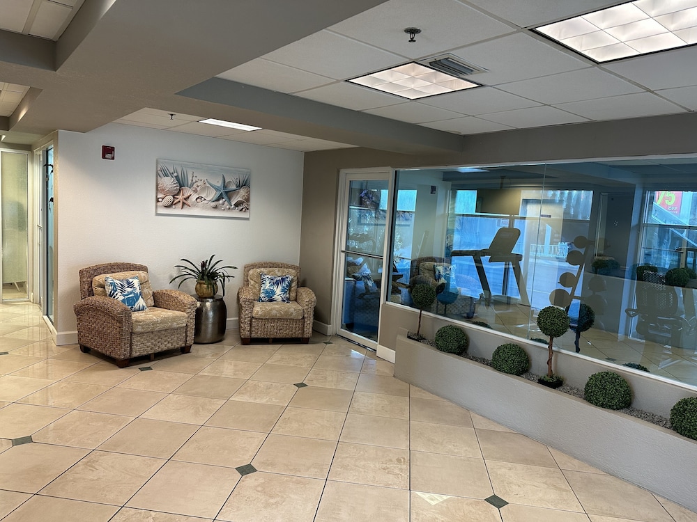 The Boardwalk Inn Suites 31/50