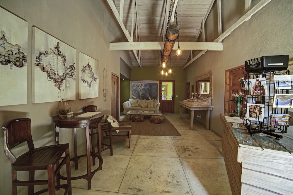 Organic Square Guesthouse 59/65