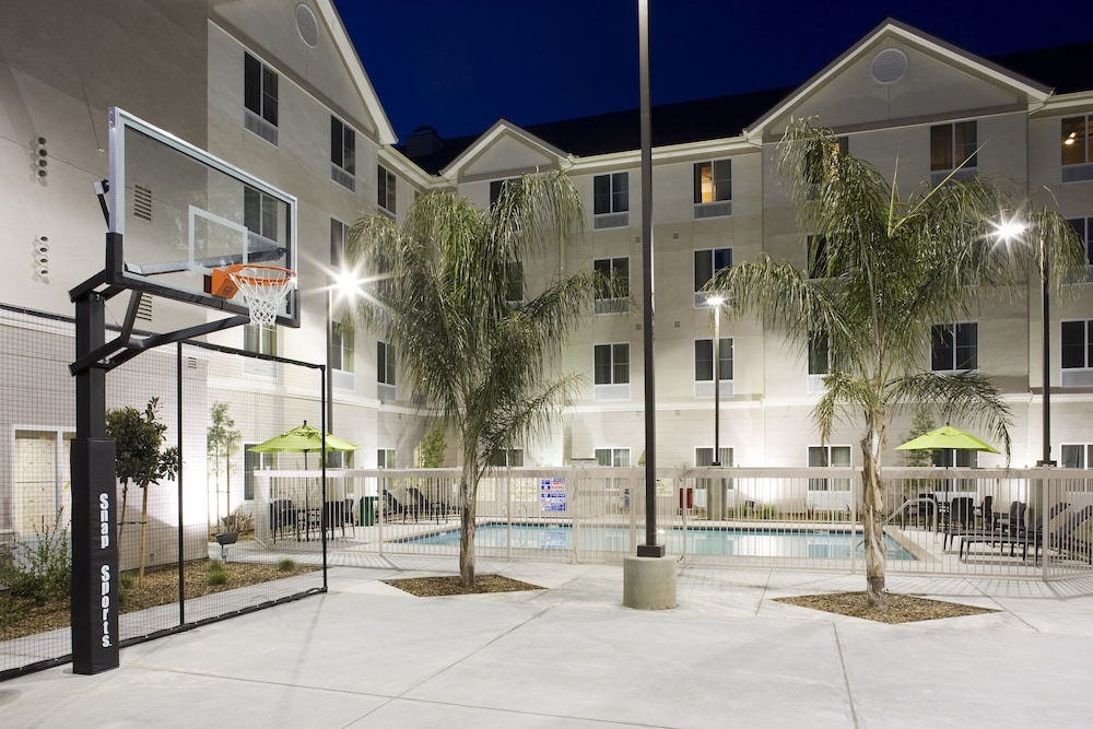 Homewood Suites by Hilton Fresno Airport/Clovis, CA 7/50