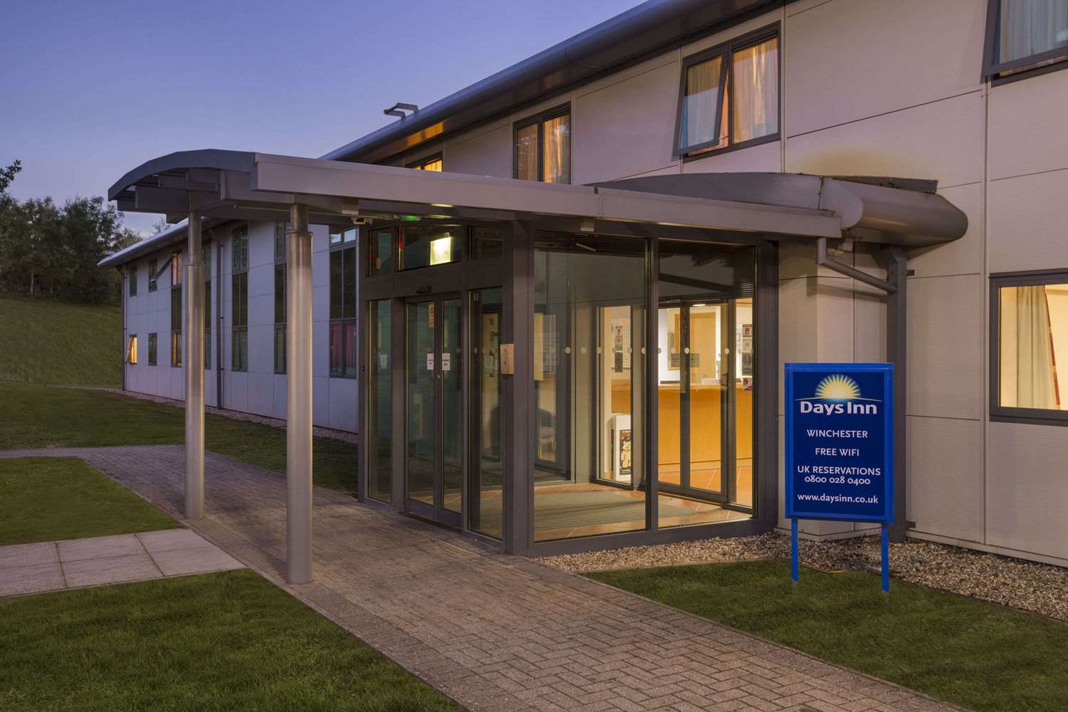 Days Inn by Wyndham Winchester M3 1/11