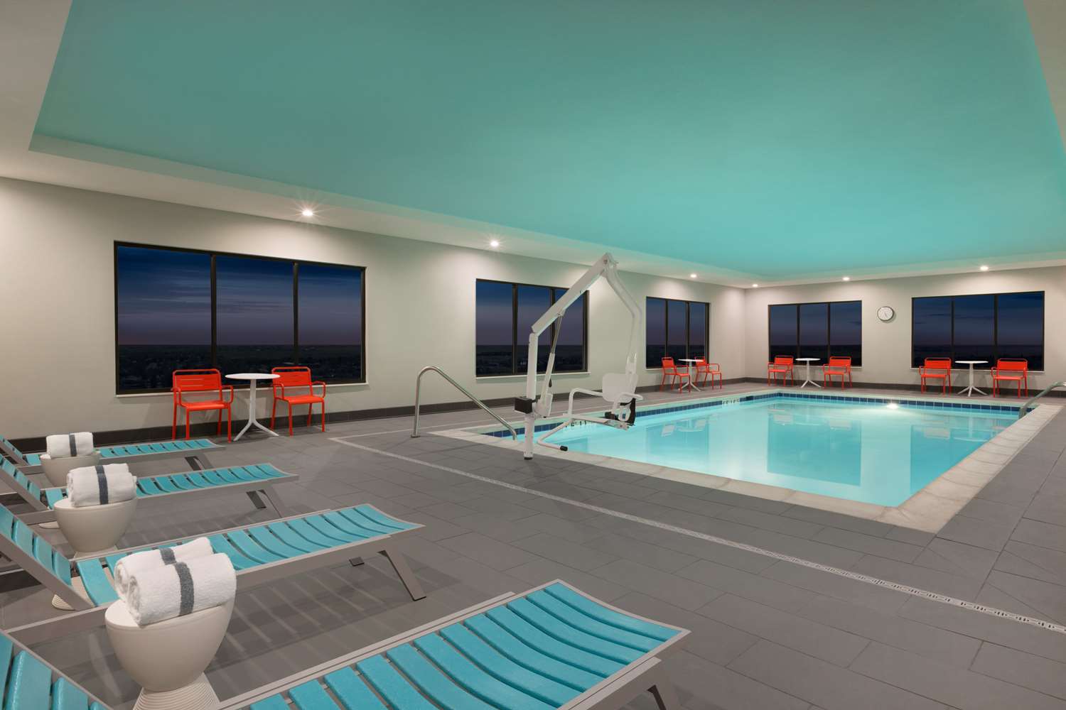 swimming pool spa