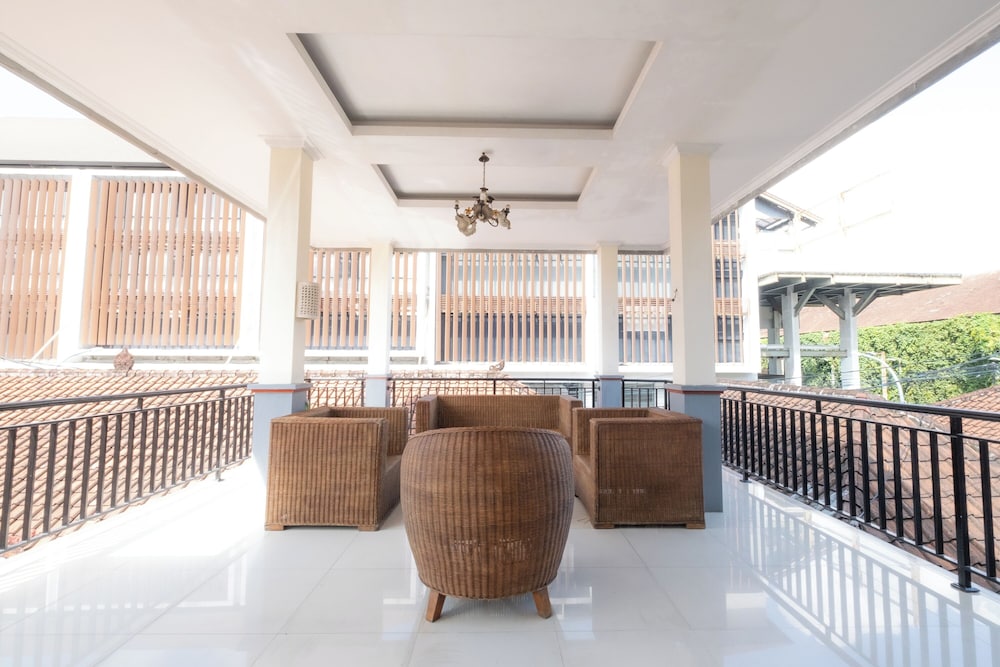 Samudra Homestay 6/21