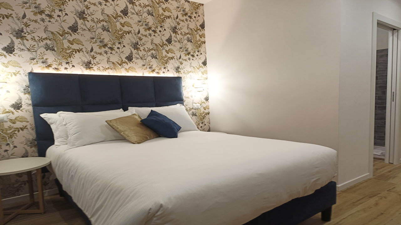 Romi Suite 22/38