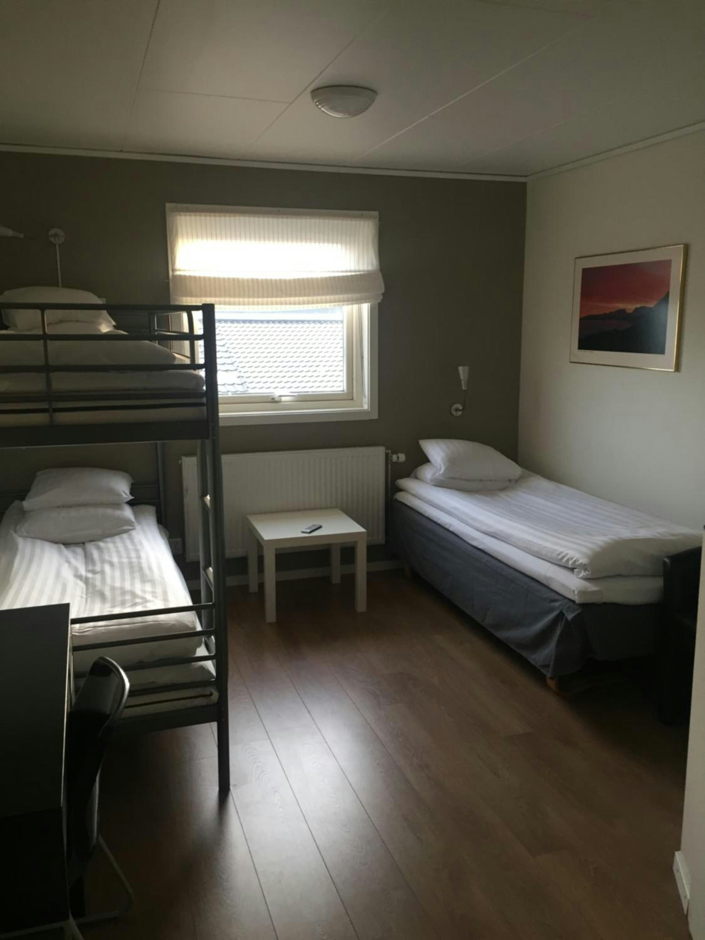 Hotell E-10 by First 6/33