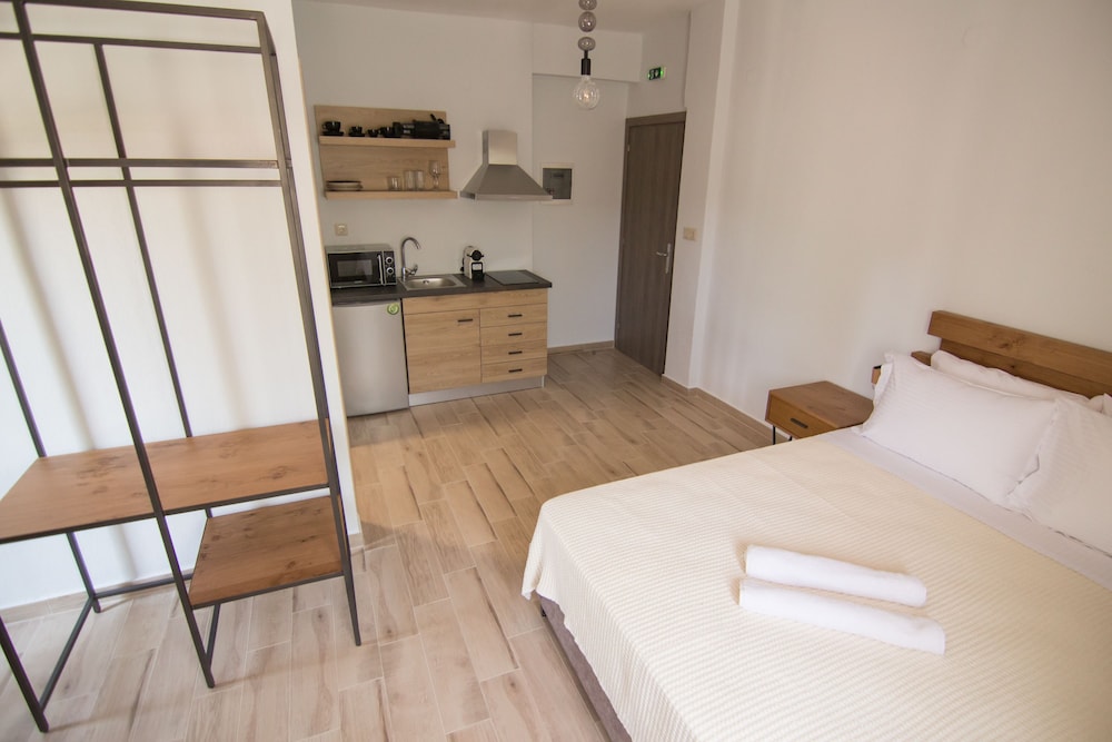 Casa Luxury Suites 9/44