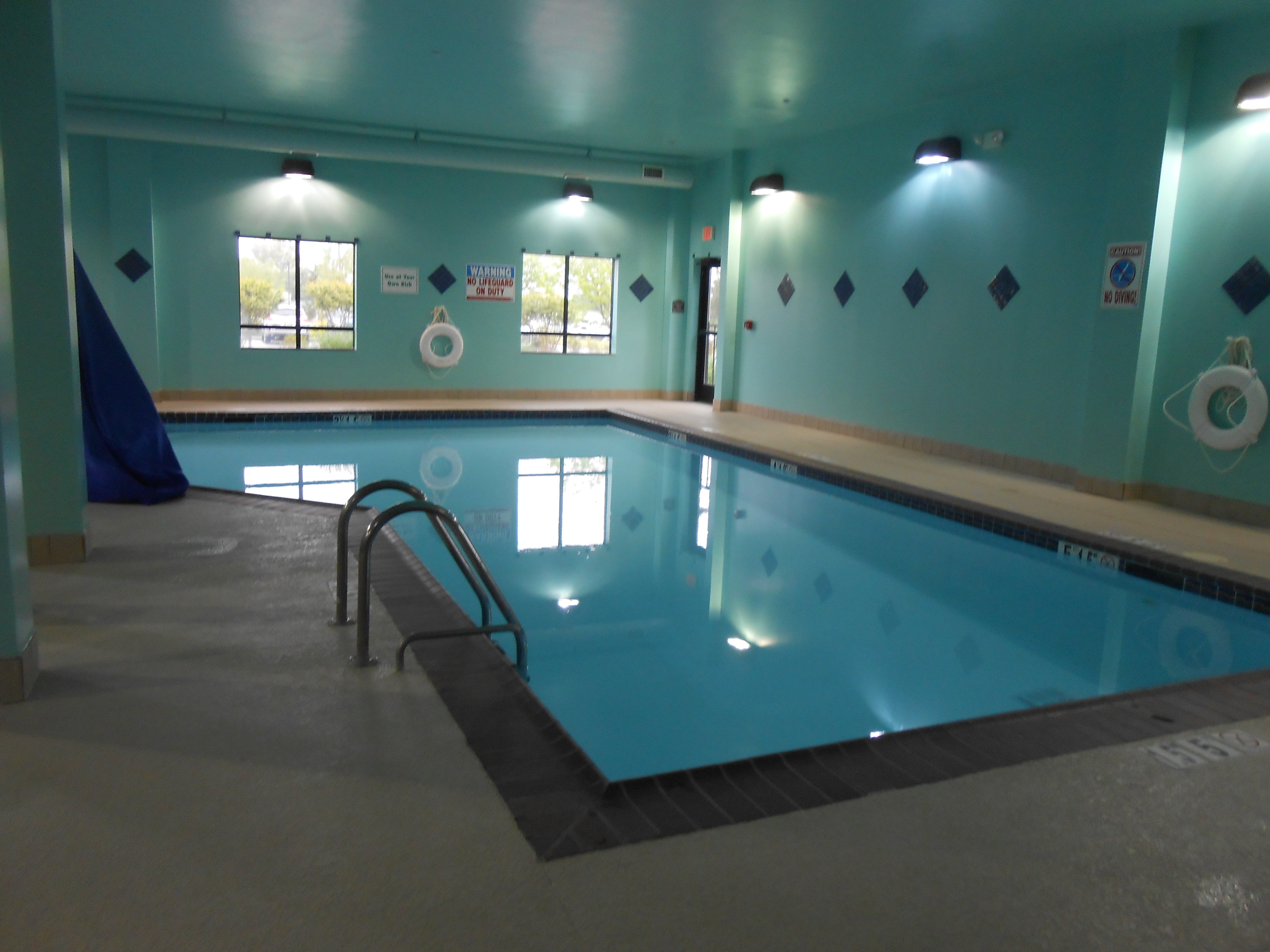 Holiday Inn Carbondale-Conference Center 28/81