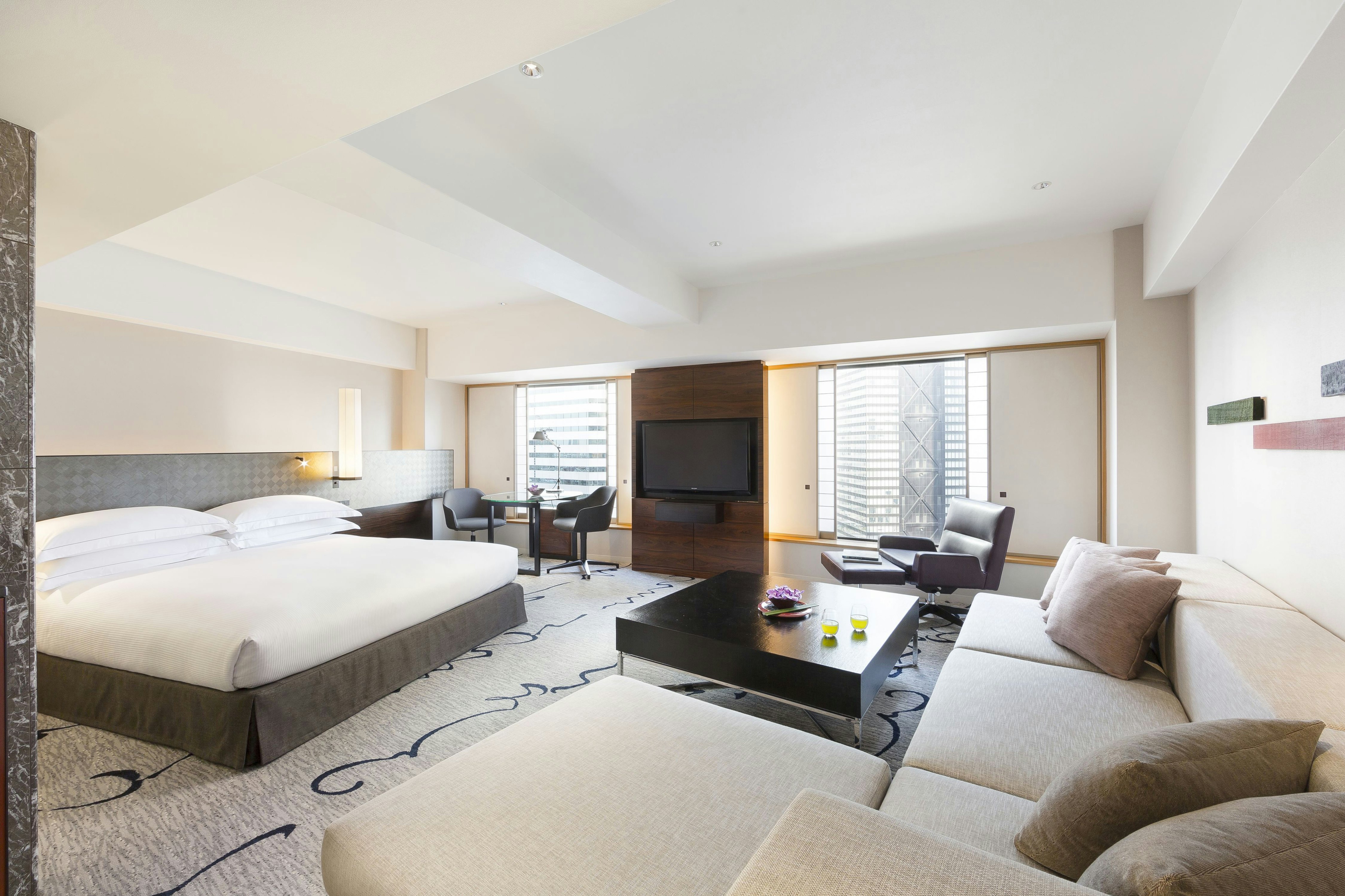 JUNIOR SUITE, EXECUTIVE, KING BED
