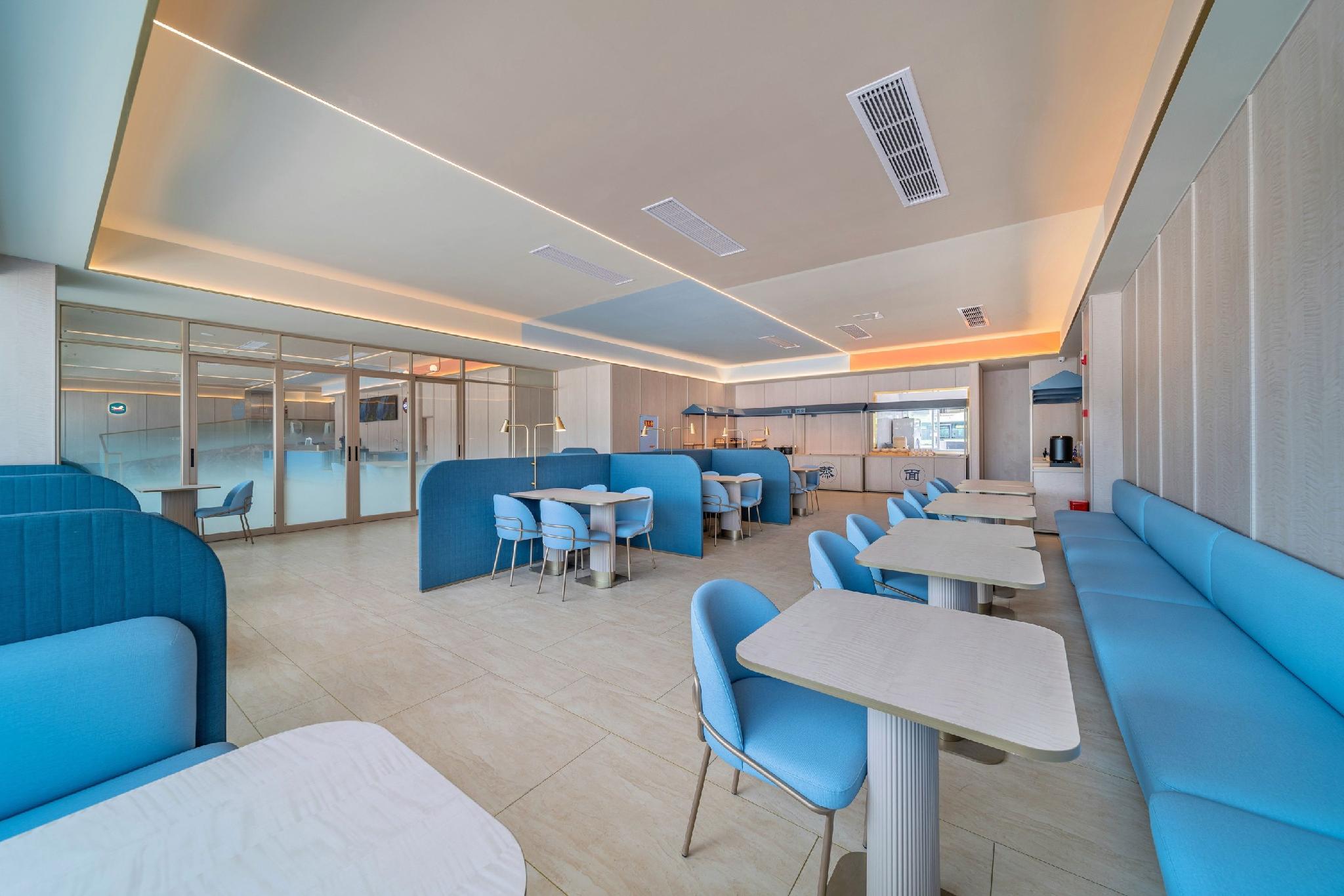 Hanting Hotel (Chongqing North Railway Station South Square Metro Station) 30/43