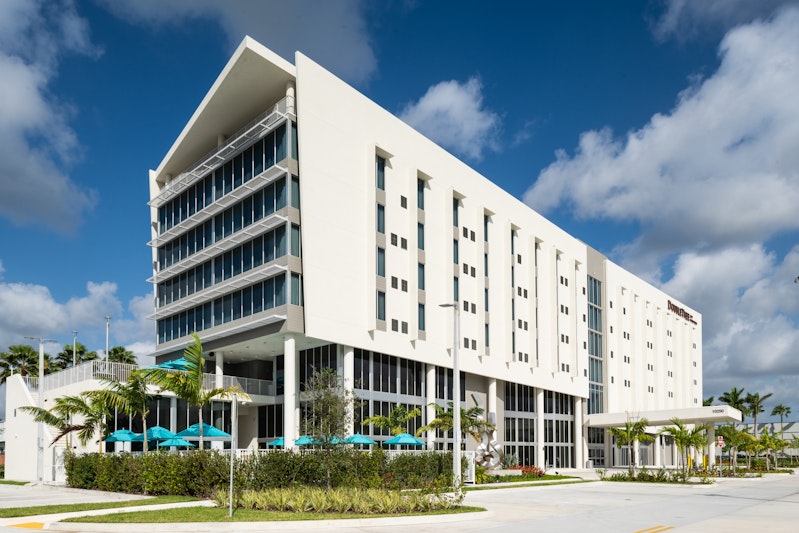 Doubletree By Hilton Miami Doral 2/44
