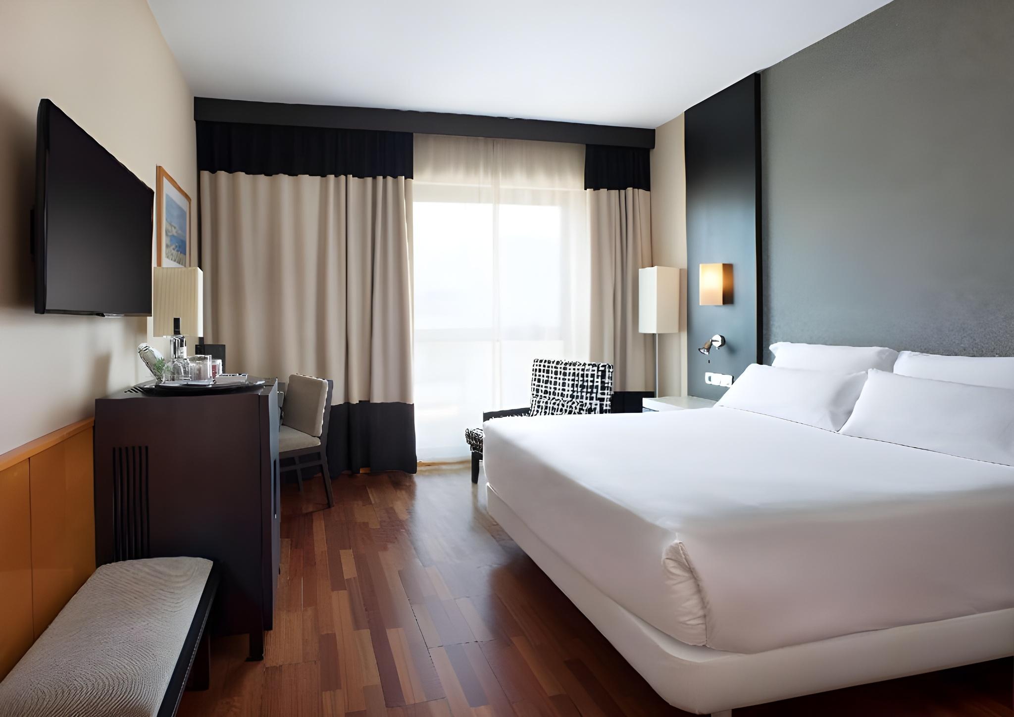 Room, Twin Beds