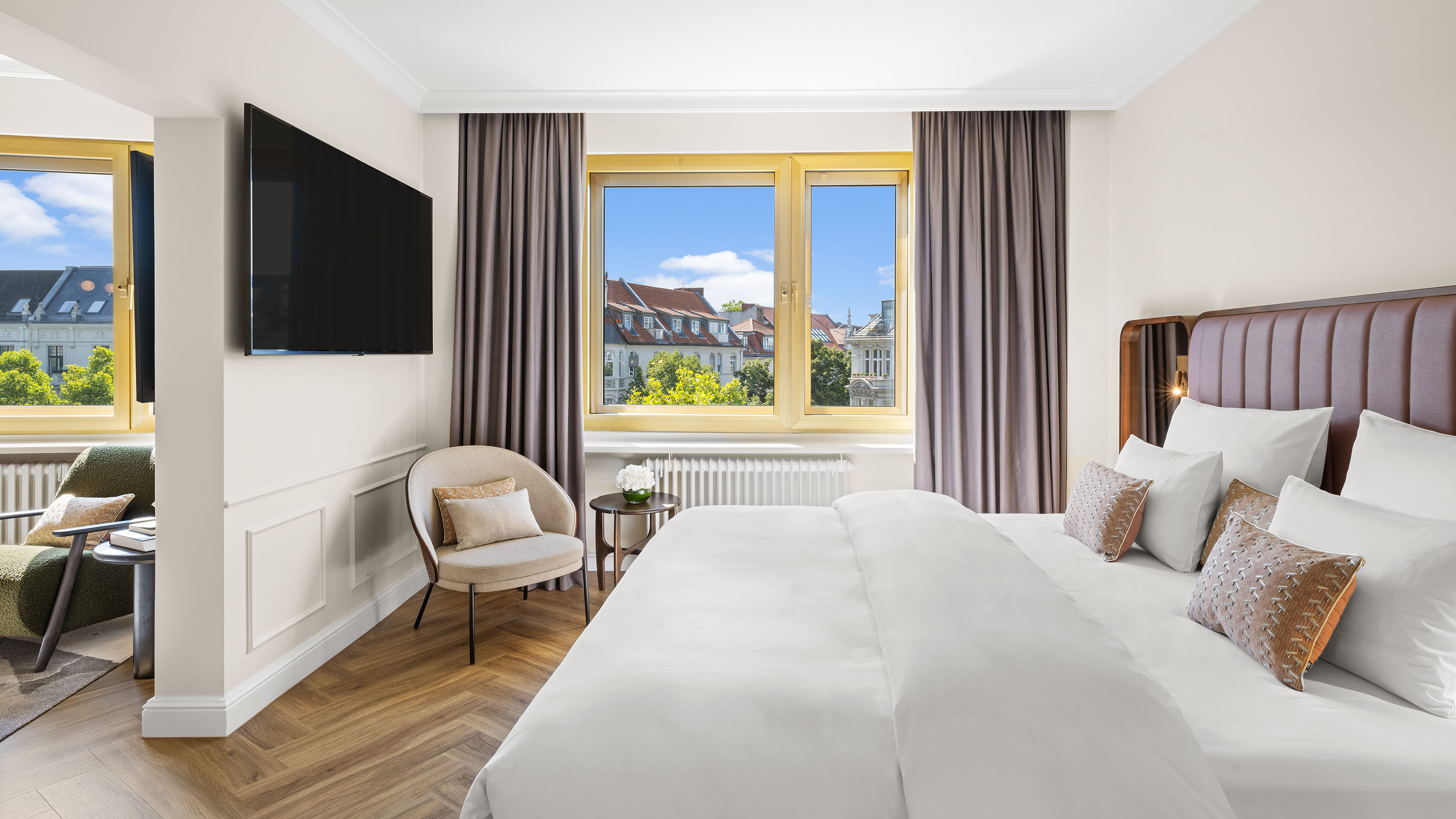 Hotel Bristol Berlin 20/84