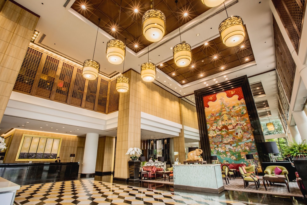 Century Park Hotel 8/48