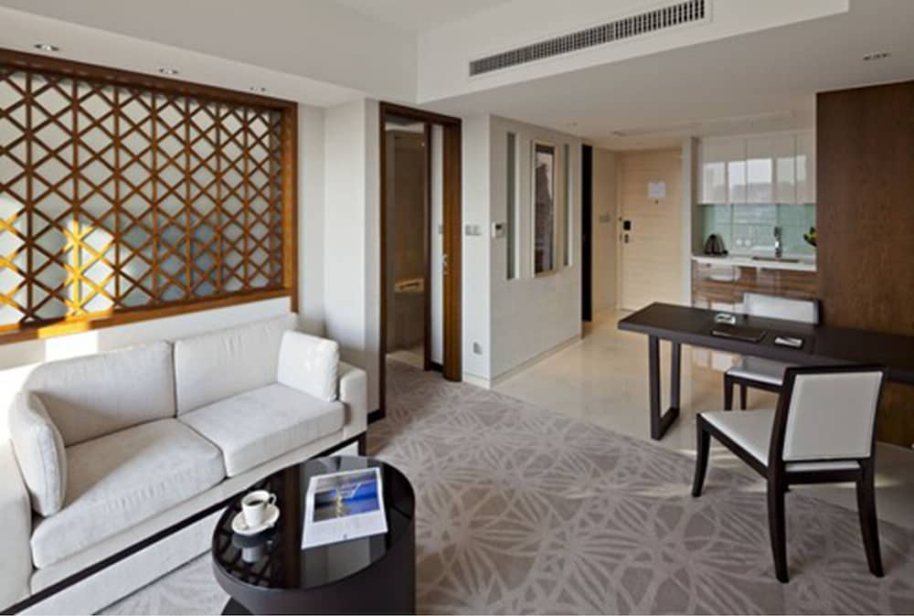Cordis Foshan Lingnan Tiandi 34/53