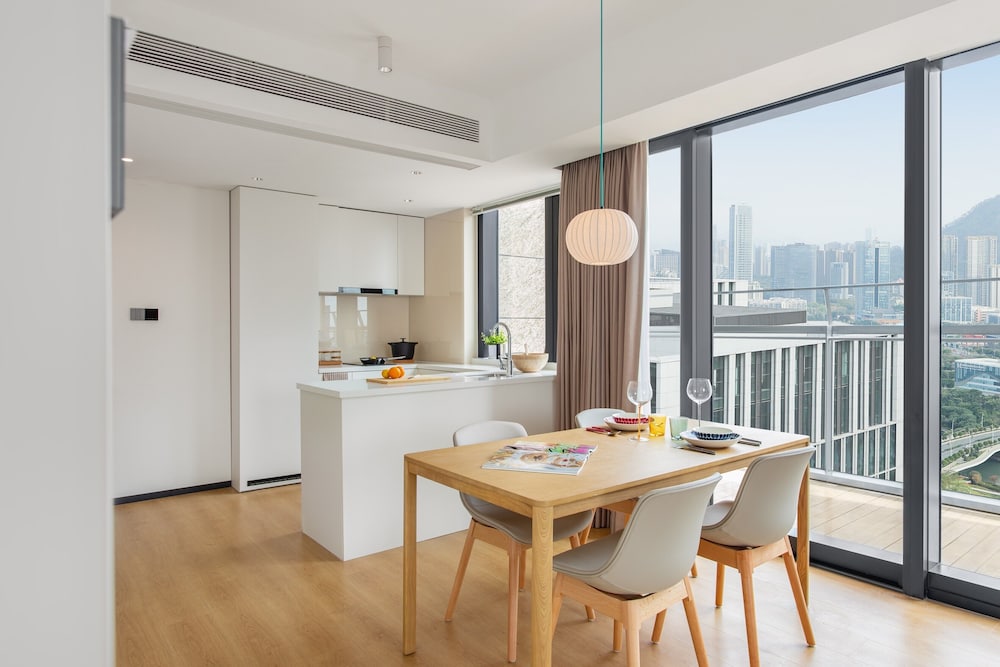 Stey Qianhai Hotel & Apartment 54/66