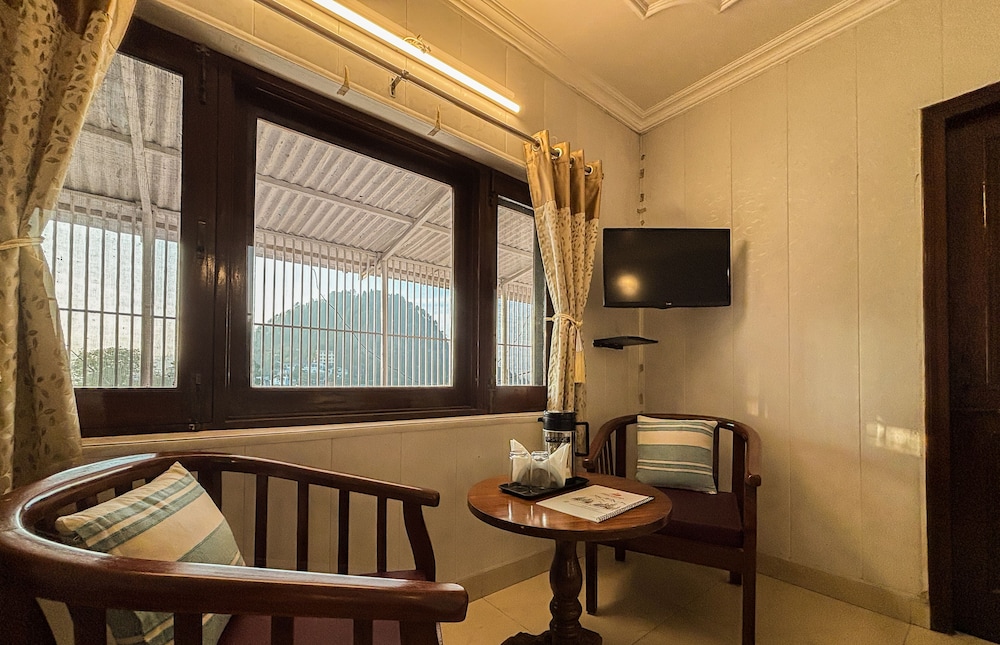 HOTEL SUNNY COT 31/55