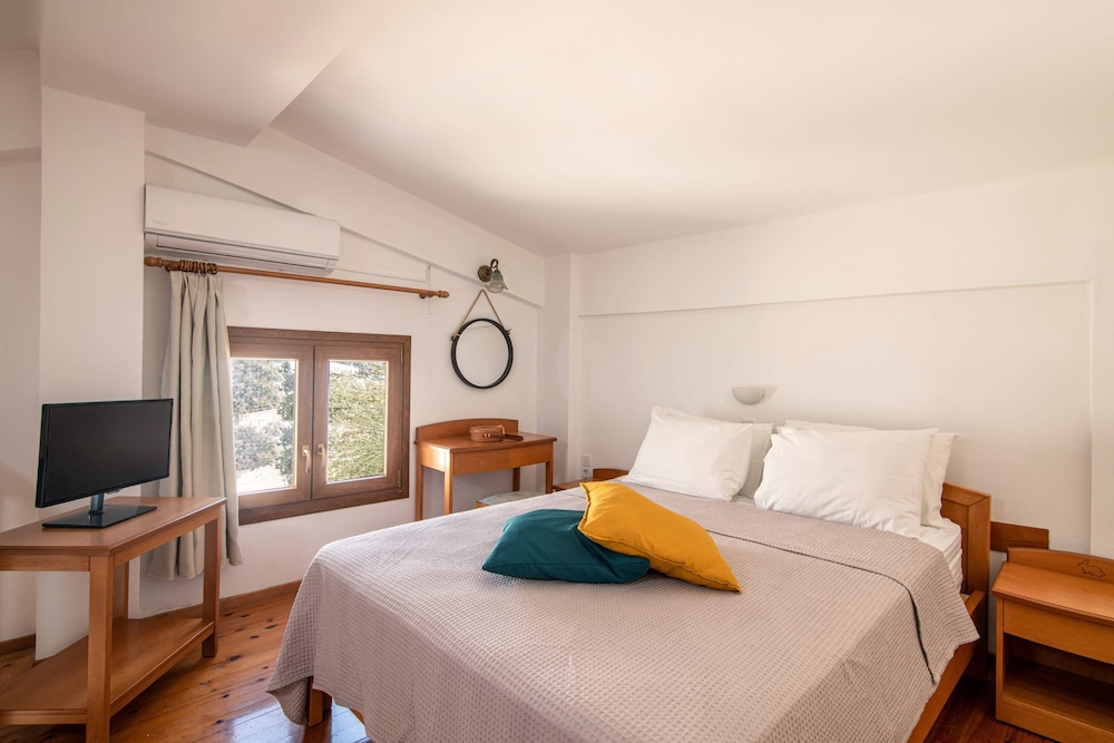 1 Bedroom, Duplex, Classic, 1 Double and 1 Single Bed