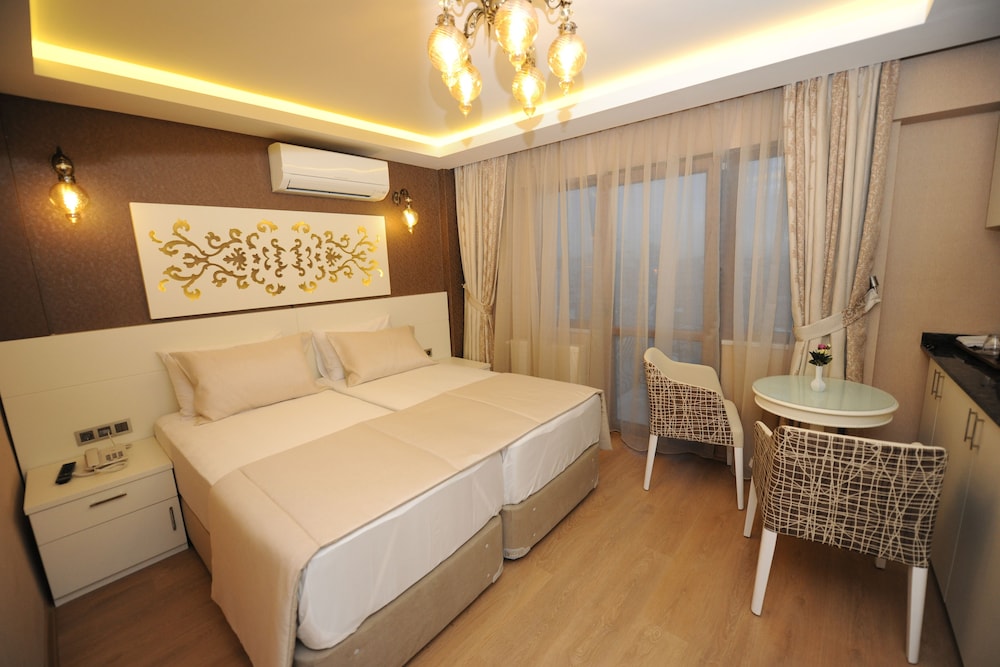 Rooms Inn Taxim 49/70