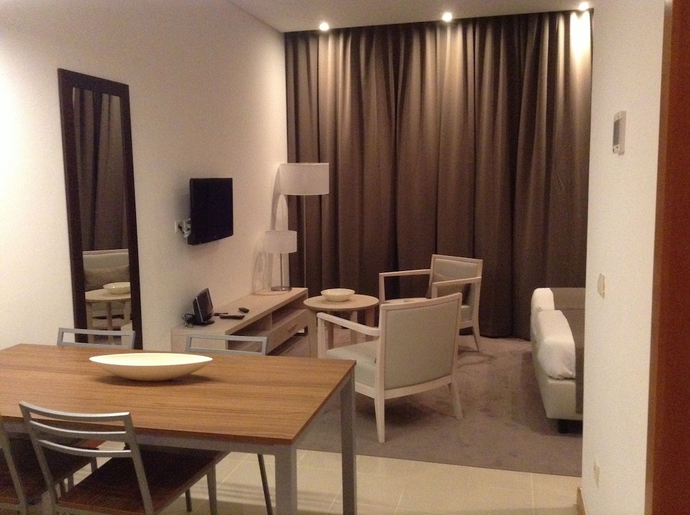 Fly Hotel 22/29
