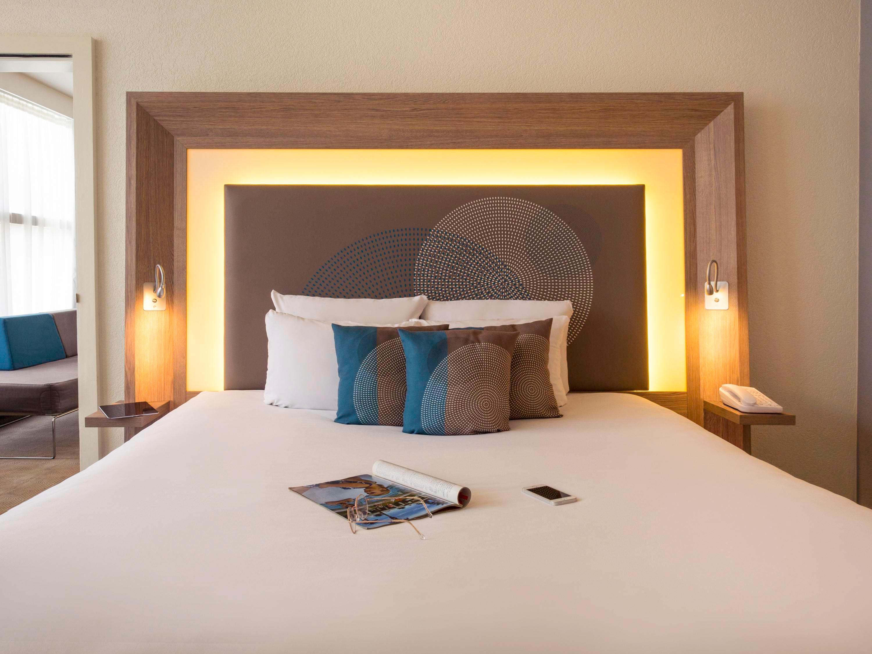 SUPERIOR, SUITE, DOUBLE BED, SOFA
