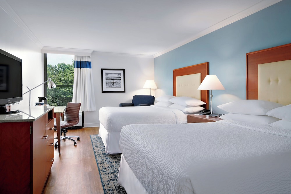 Room at Four Points by Sheraton Richmond Airport, RICHMOND - VA
