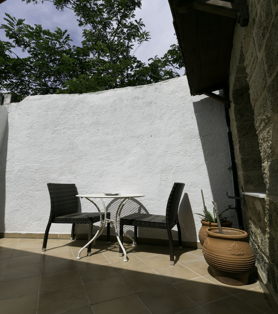 Evdokia Boutique Hotel 51/61