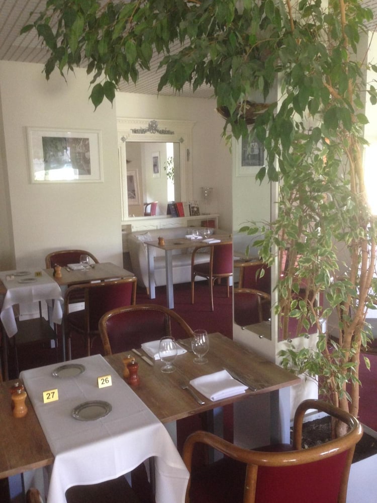 Hotel Du Lion D Argent Et Des Tanneries 34/50