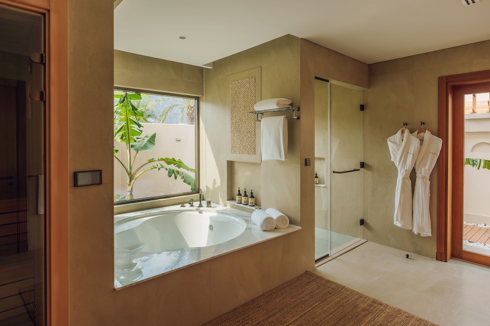 1 Bedroom, Villa, King Bed, with Pool، Naama Beach Villas and Spa 4/5