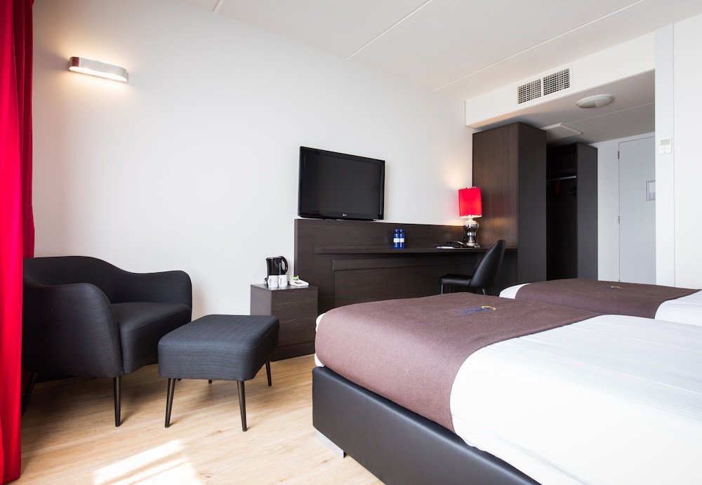 غرفة ديلوكس بسرير كينج، Bastion Hotel Zaandam 2/3