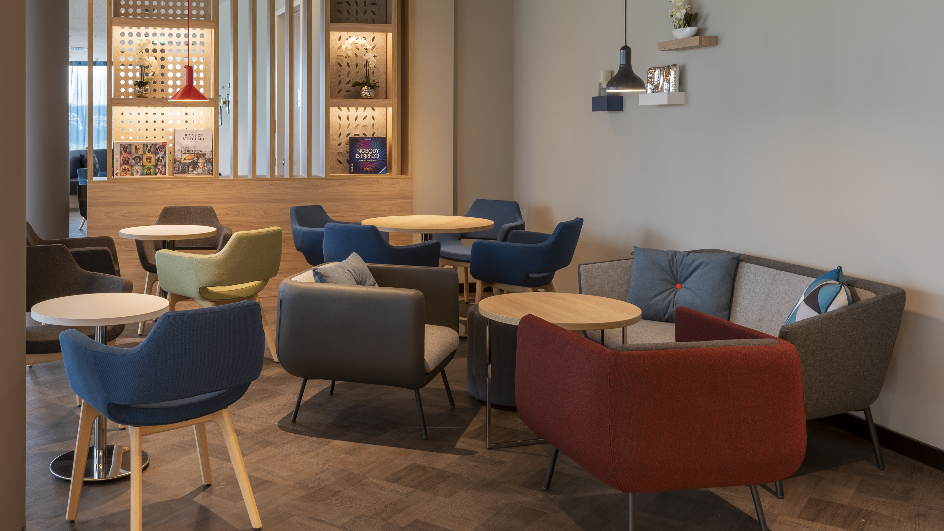 Holiday Inn Express Dusseldorf Hauptbahnhof 34/59