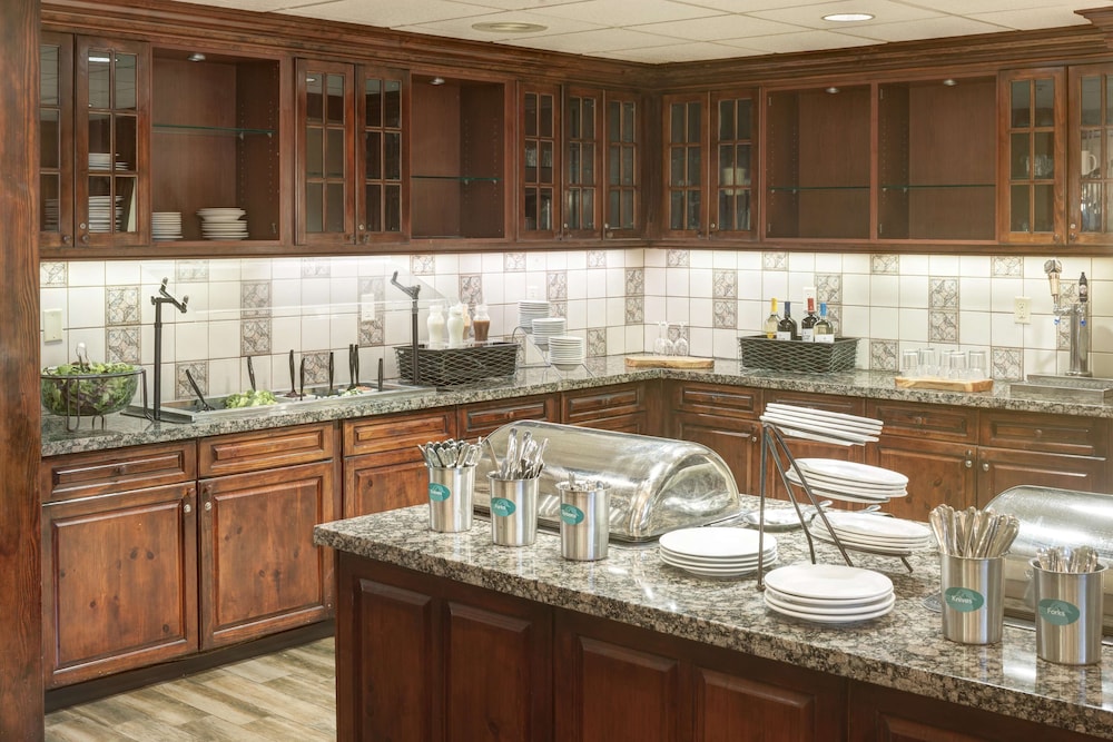 Homewood Suites by Hilton Jackson-Ridgeland 29/42