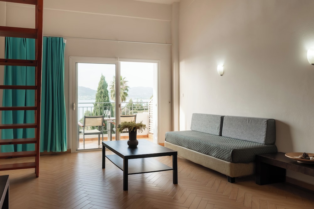 Thalassa Hotel 29/57