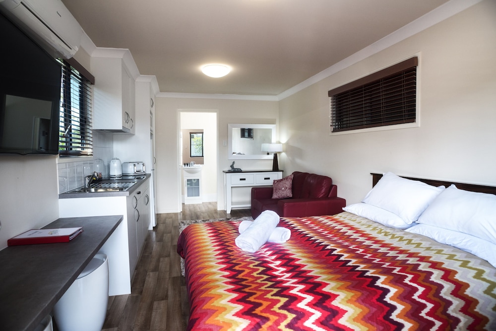 Tasman Holiday Parks - Torquay Palms 4/50