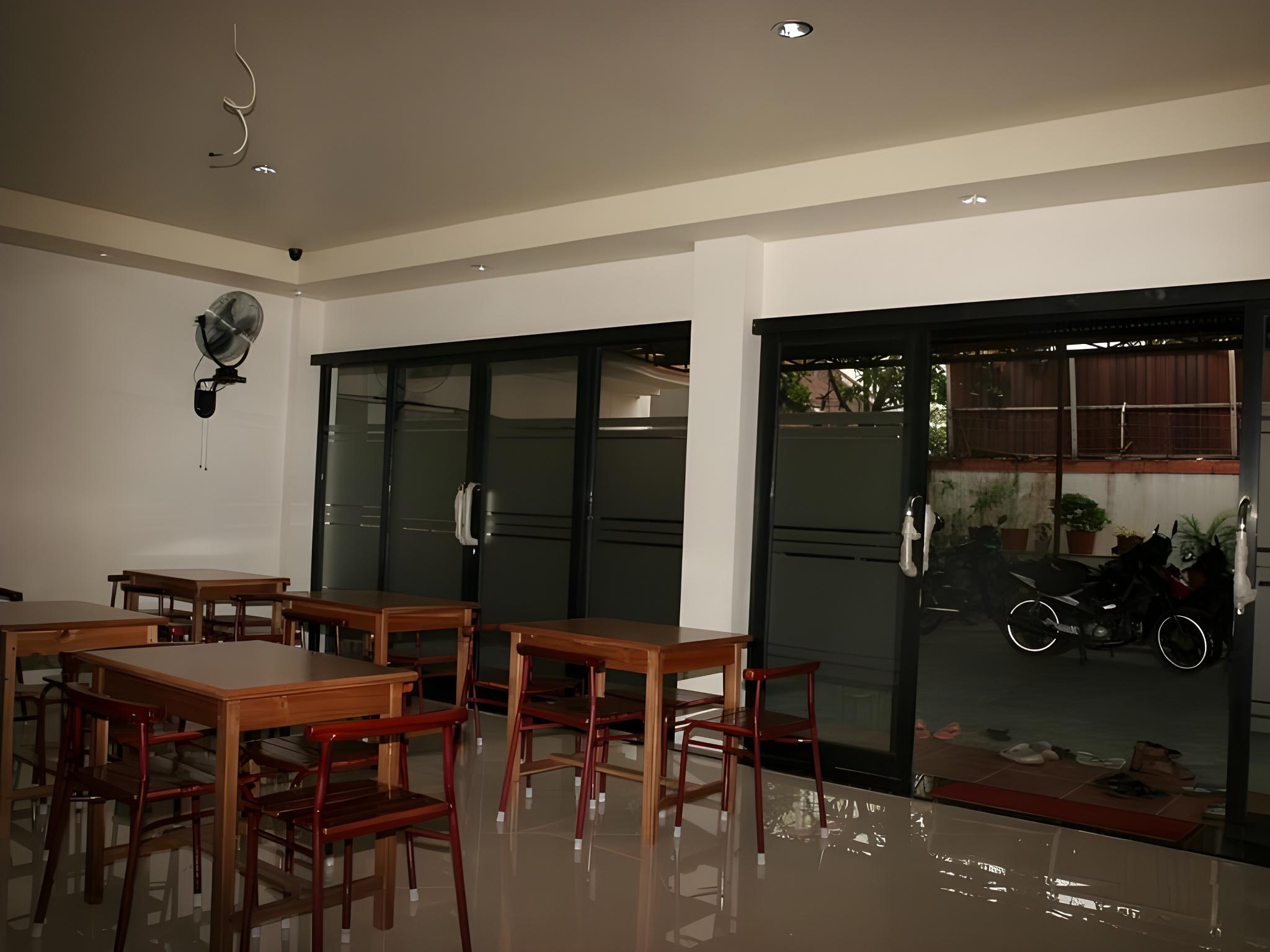 Hotel Aroma Inn 15/19